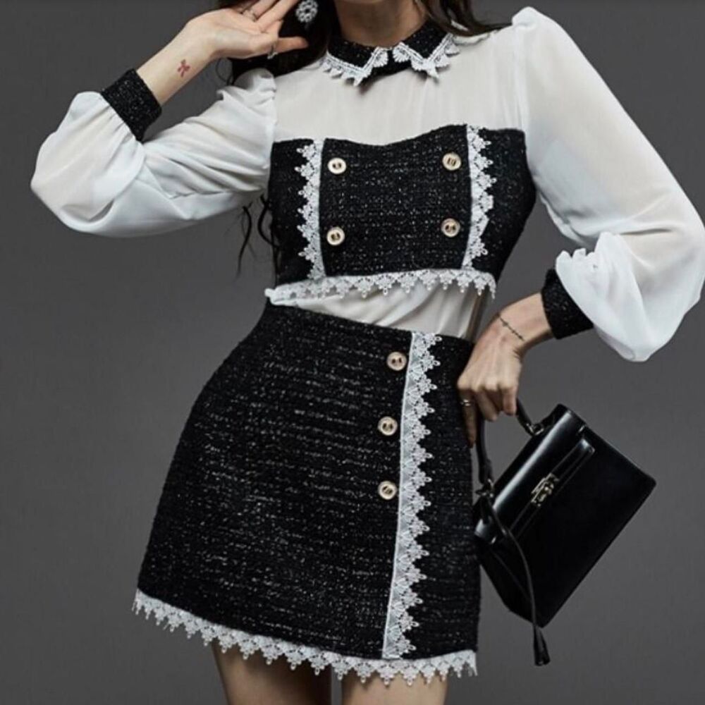 Set: K-Pop inspired Top and Skirt - Picture 1 of 7